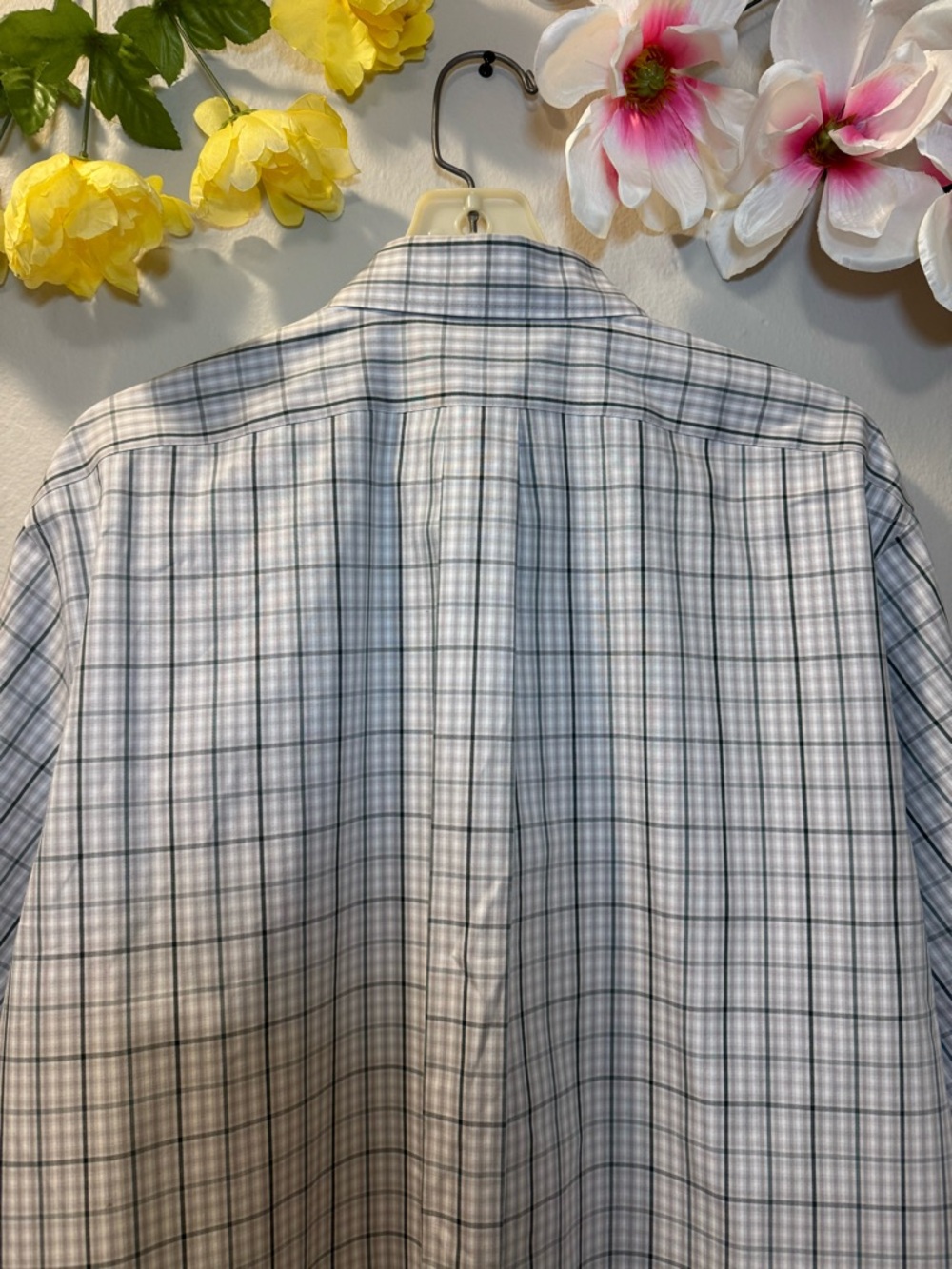 Eddie Bauer White and Blue Plaid Long-Sleeve Button-Up Shirt - Picture 7 of 14